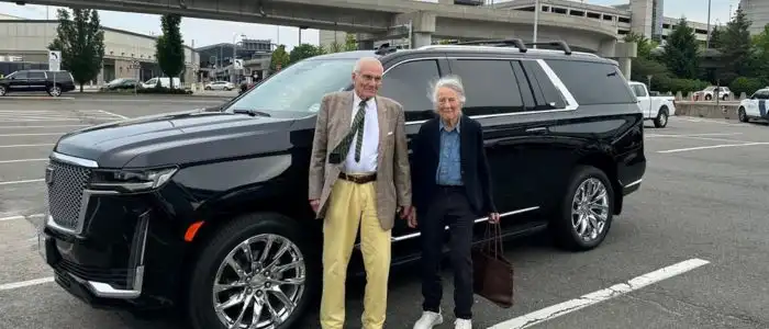 Luxury limo service from Boston to New York City Manhattan
